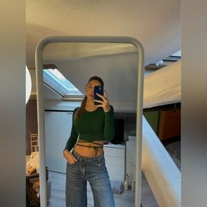 Brandy Melville tank tops,s